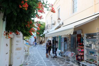 Promenade dans Paros